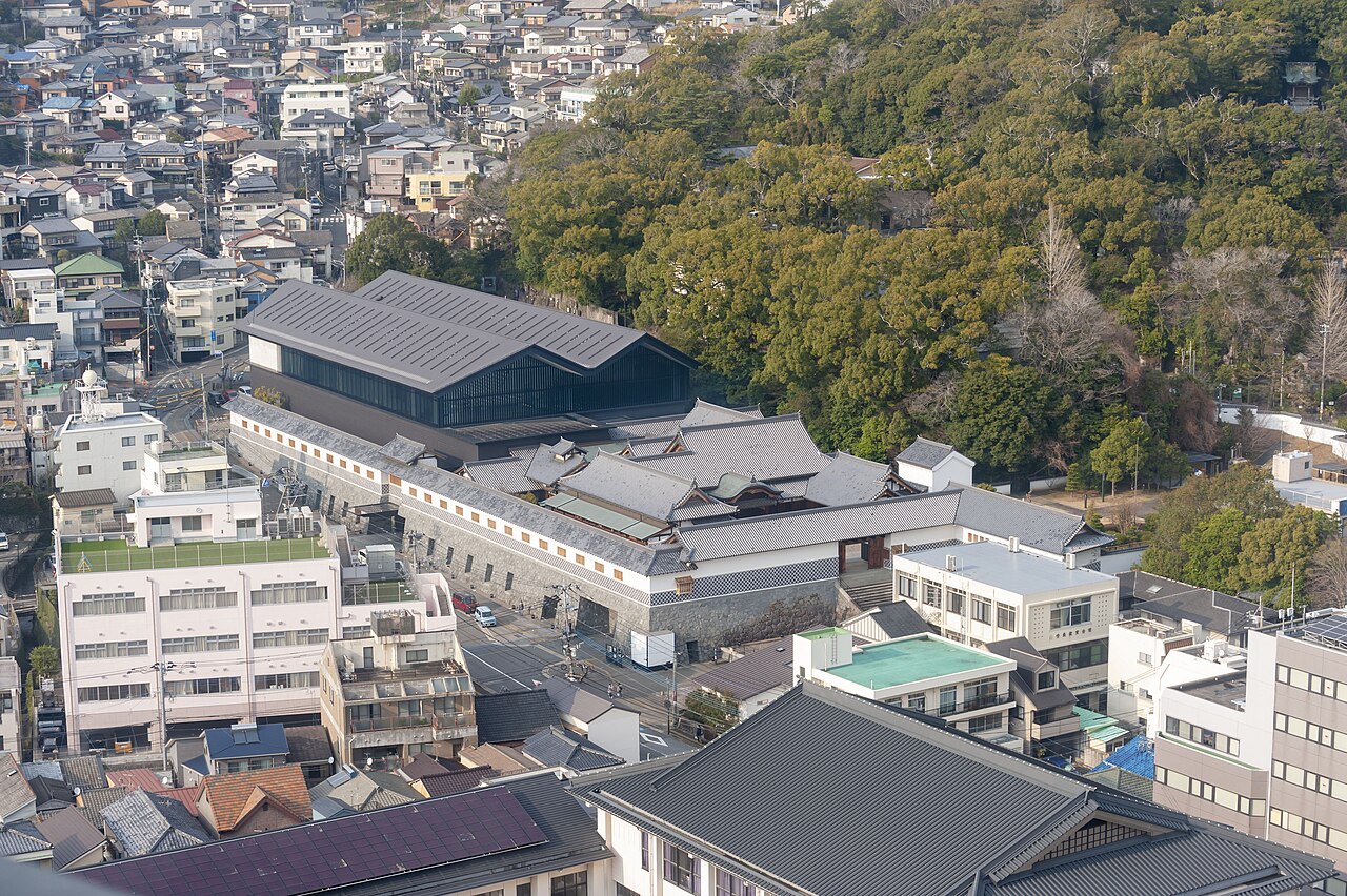 Nagasaki Museum of History and Culture overhead view 20230324.jpg